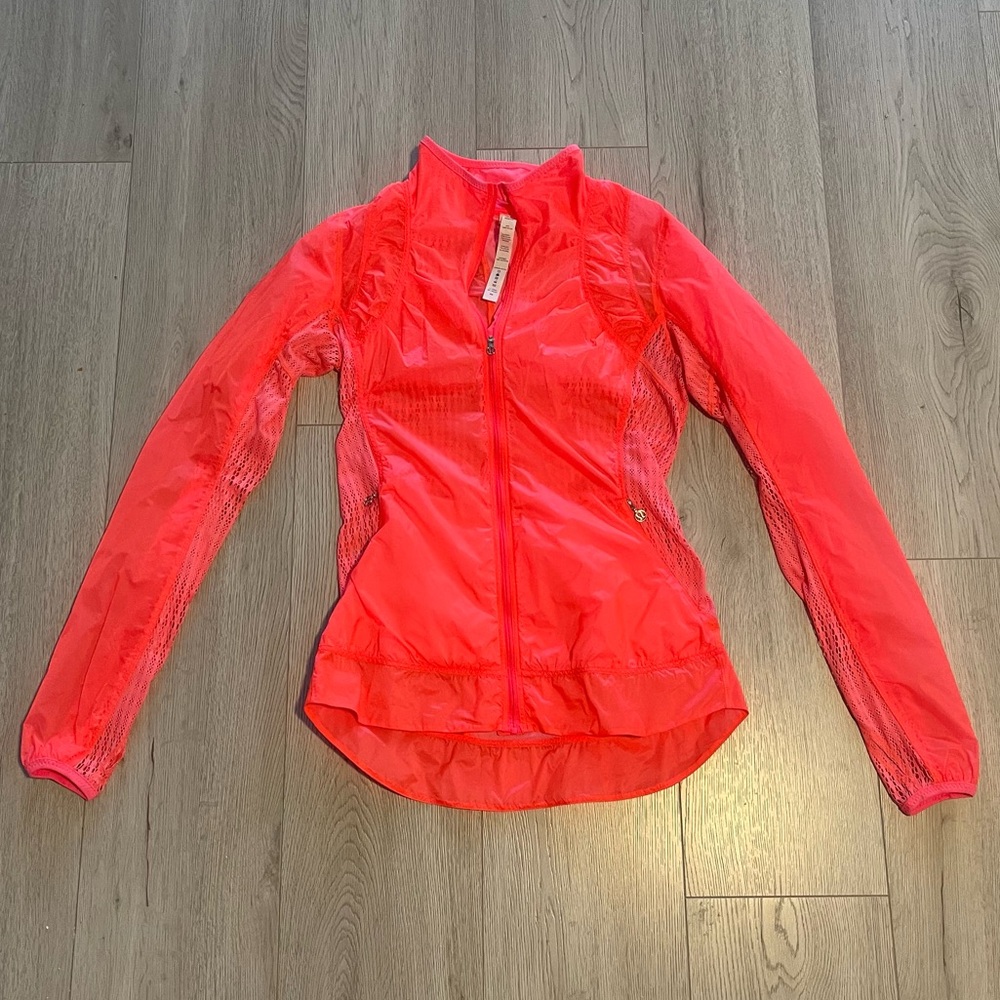Lululemon Run: Nothin' To Hide Jacket - Flash Light Neon Lace Windbreaker - Picture 11 of 12